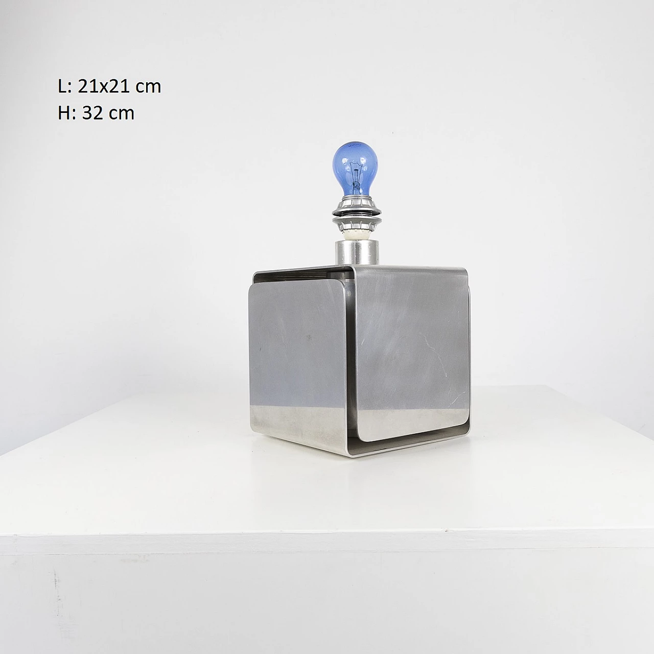 Aluminium table lamp, 1970s 9