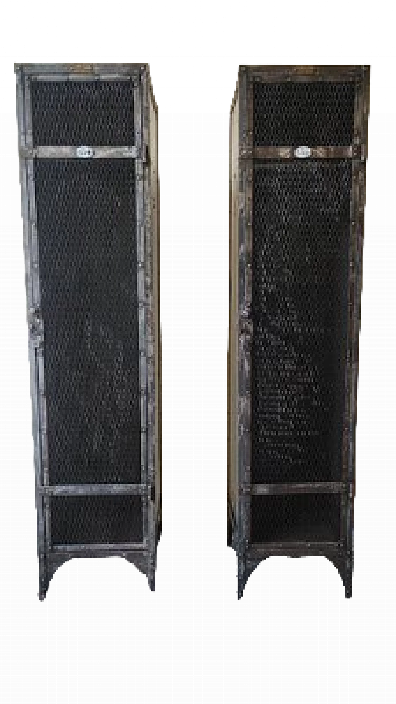 Coppia di armadietti in ferro con ripiani in legno, anni '50 11