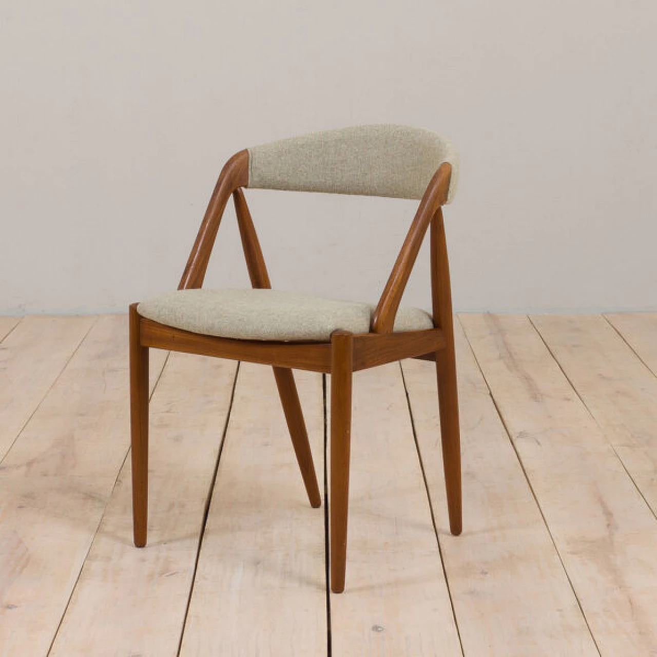 8 Teak dining chairs upholstered in wool by Kai Kristiansen, 1960s 9