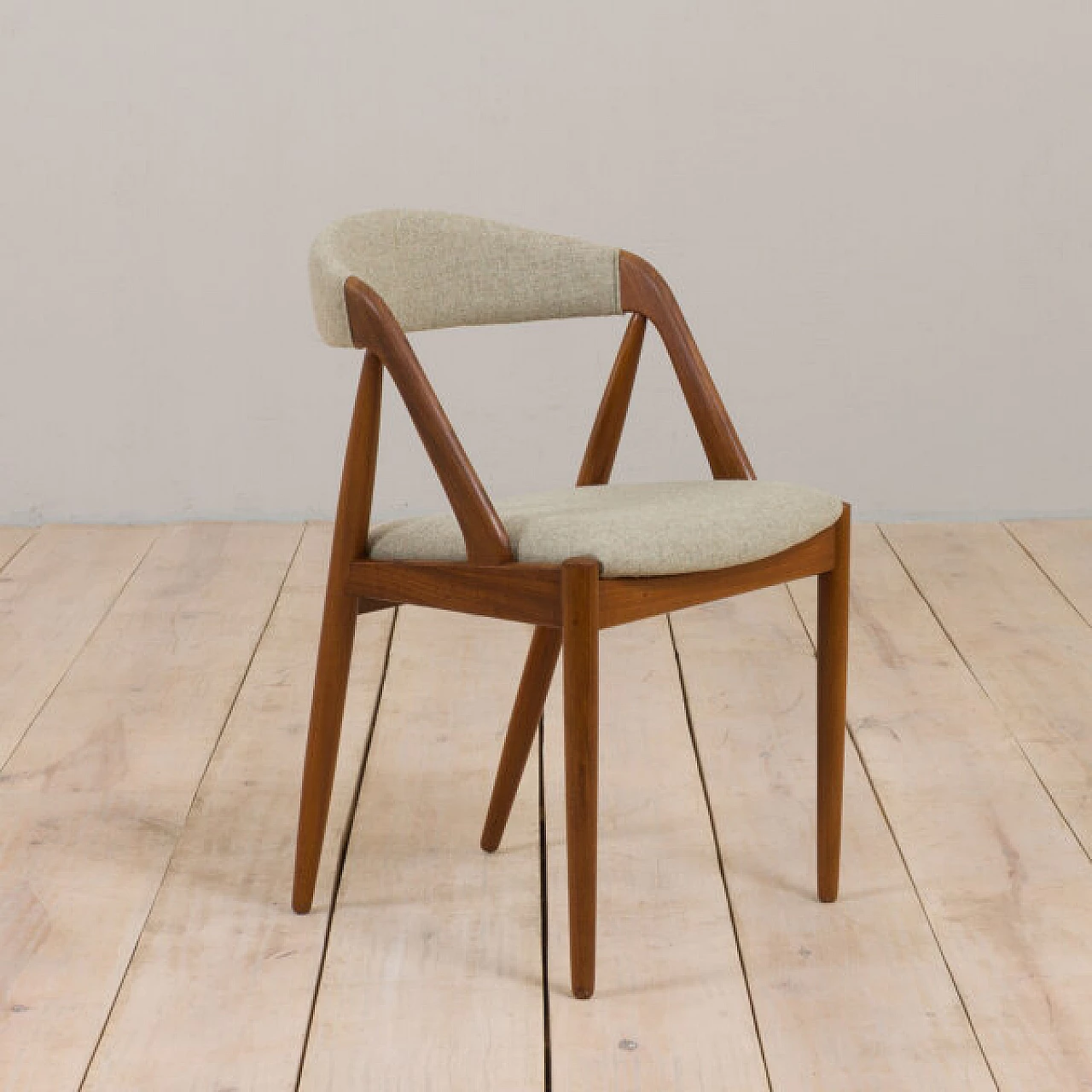 8 Teak dining chairs upholstered in wool by Kai Kristiansen, 1960s 11