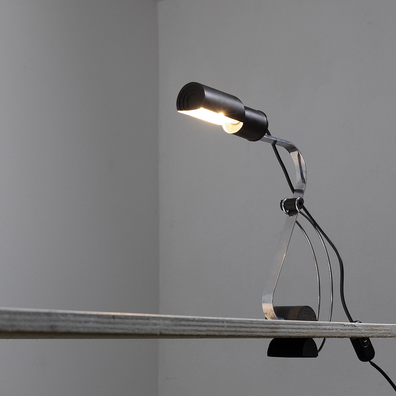 Chrome-plated metal desk clamp lamp, 1970s 15