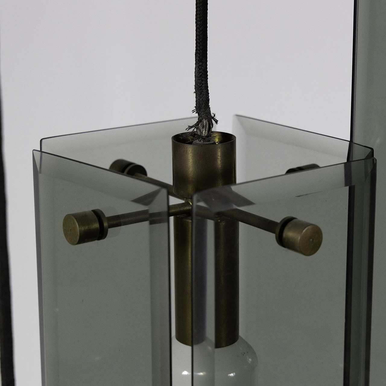 Lampadario a 6 luci in ottone e vetro molato, anni '70 8