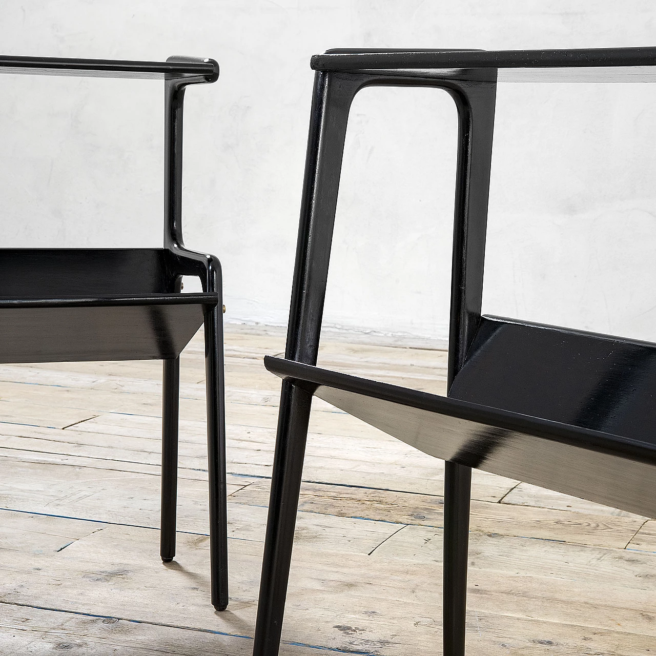 Pair of black wooden magazine tables by Ico Parisi, 1940s 4