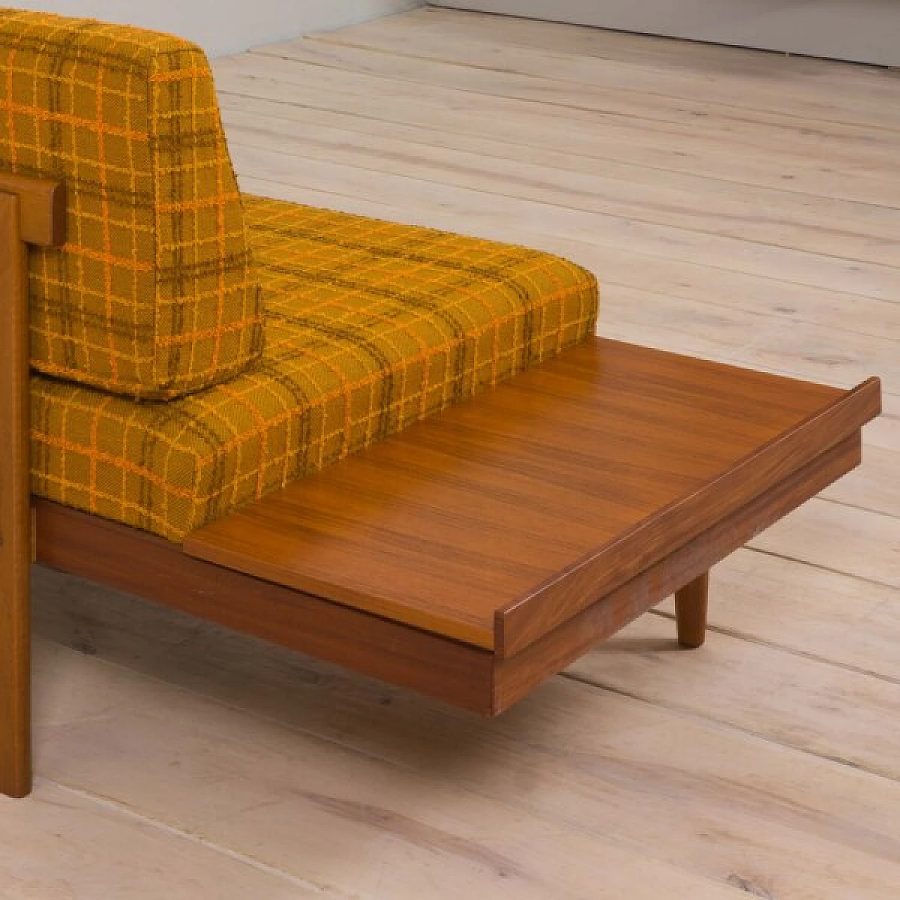 Pair of sofas with pair of coffee tables by Ekornes I. Relling Svane, Norway, 1960s 10