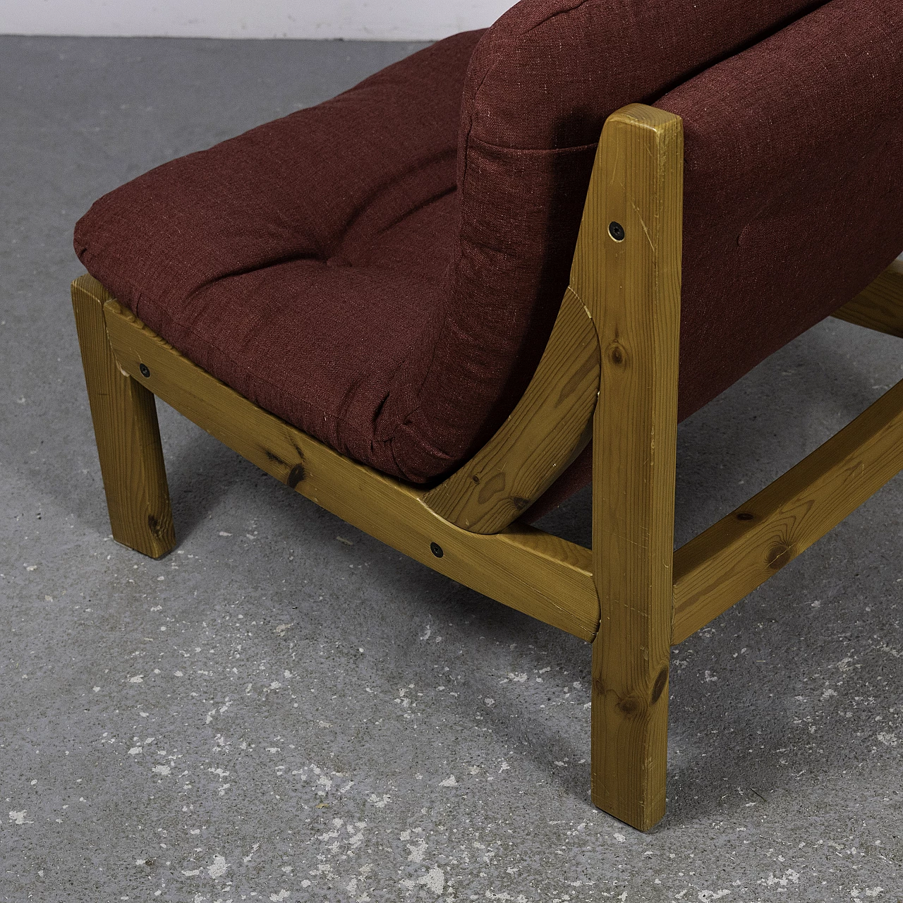 Pair of small armchairs in larch and red fabric, 1960s 9