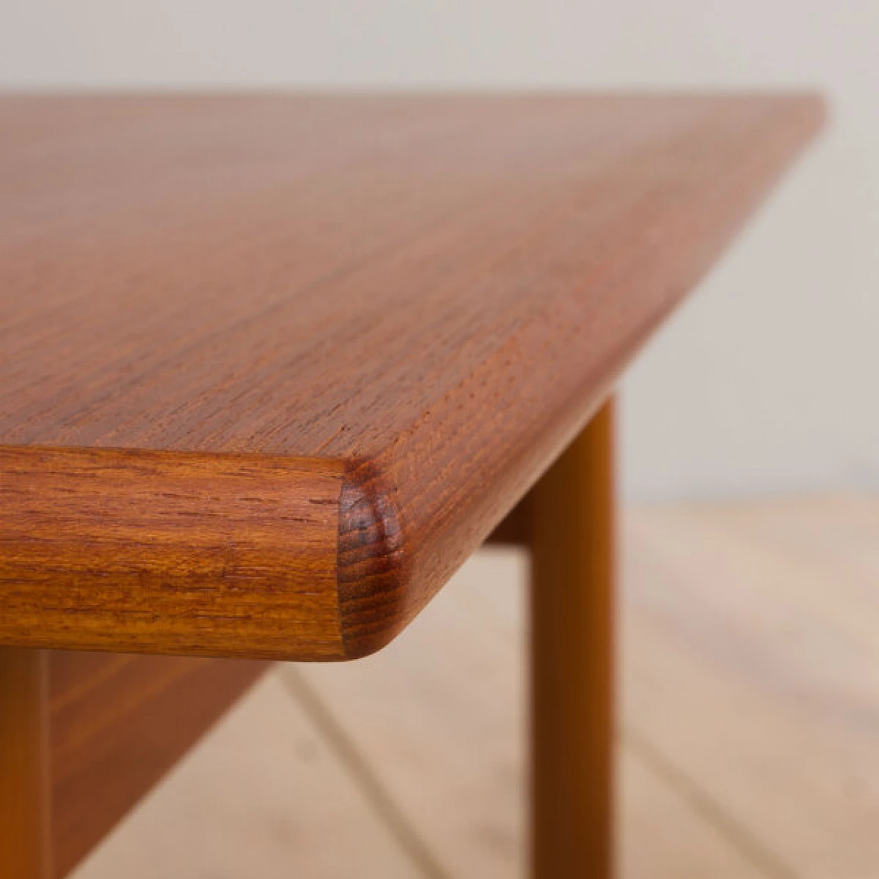 Pair of sofas with pair of coffee tables by Ekornes I. Relling Svane, Norway, 1960s 38