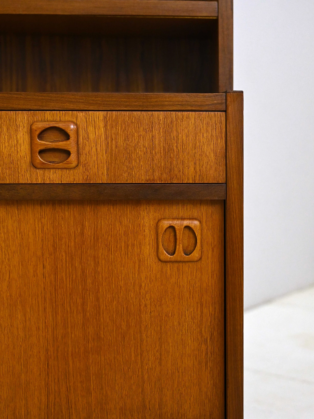 Libreria con cassetti e ante scorrevoli, anni ‘60 8