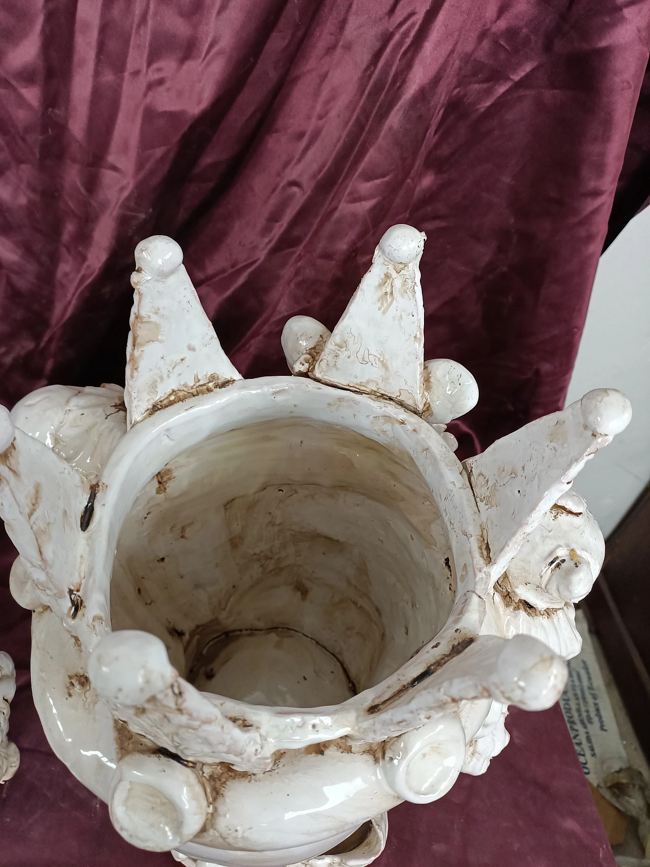 Coppia di teste in ceramica Caltagirone bianca, anni '50 3