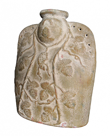 Terracotta pilgrim flask, 17th century
