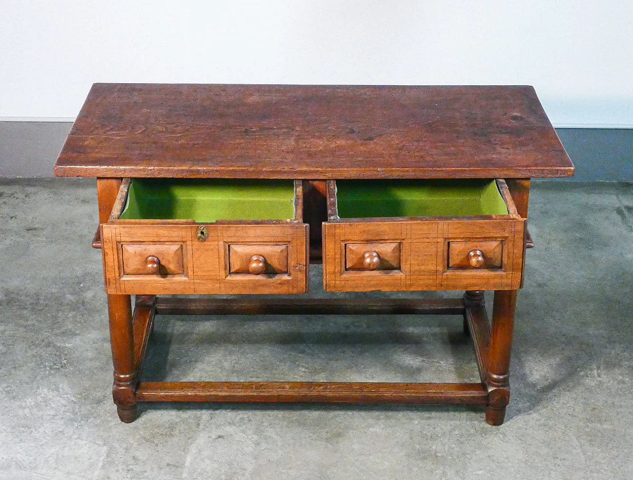 Solid oak desk with two front drawers, late 17th century 6