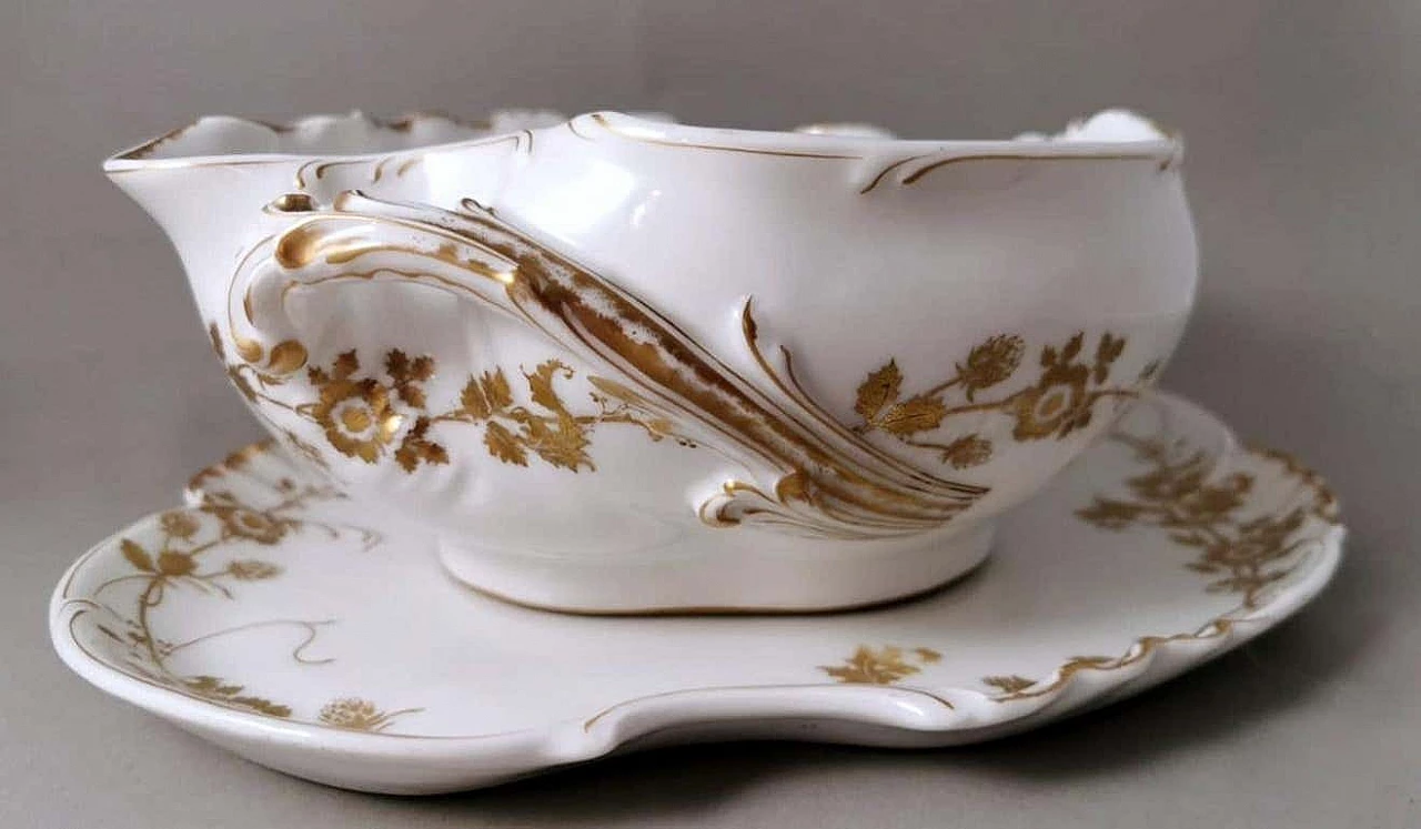 Salad bowl with tray in Limoges porcelain by Haviland & Co., early 20th century 2