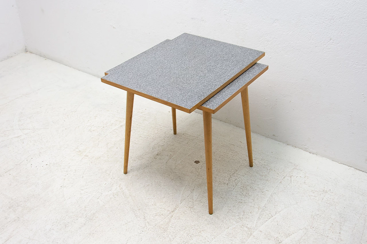 Tavolino in formica e legno di Interiér Praha, anni '60 11