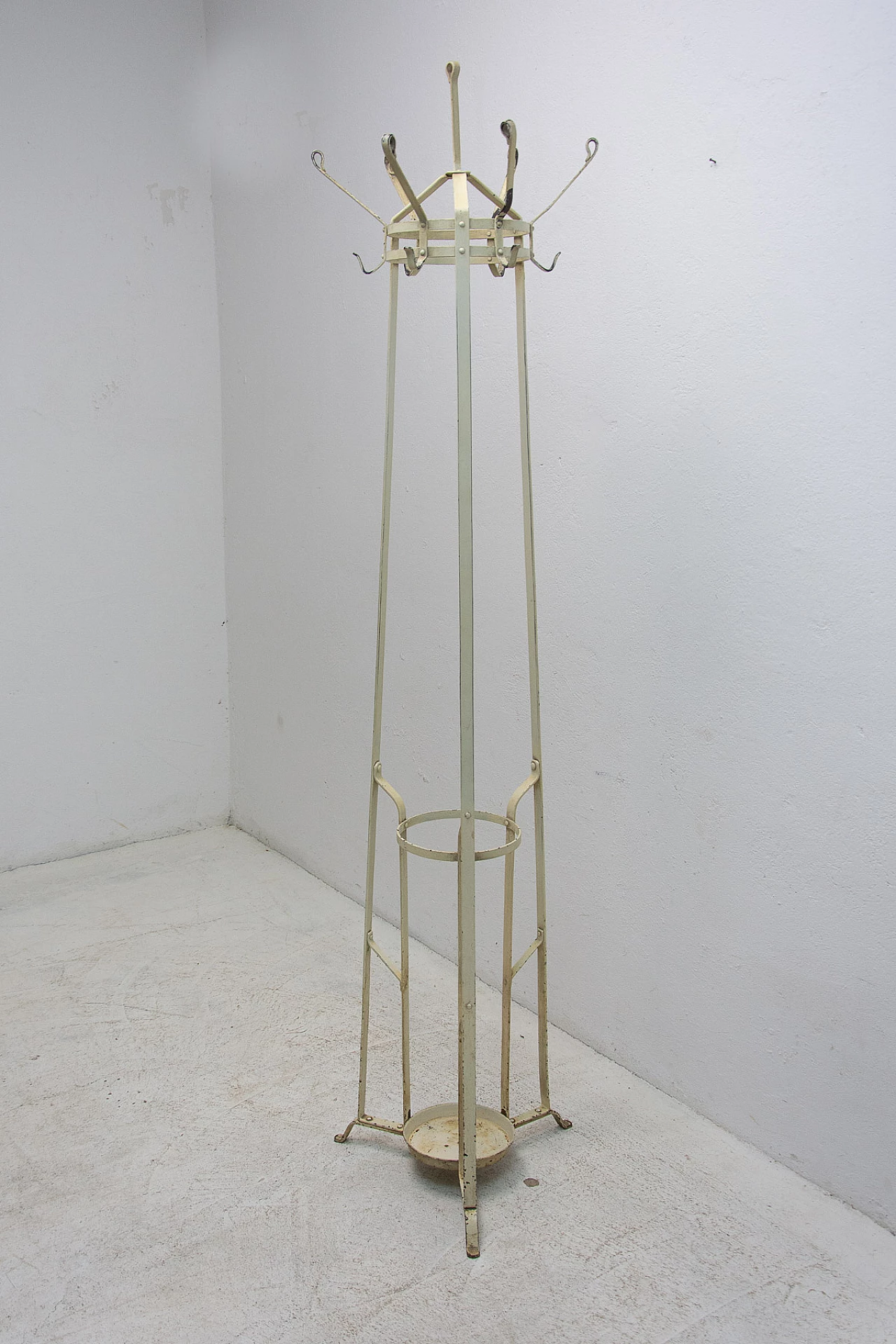 Appendiabiti in metallo, anni '20 5