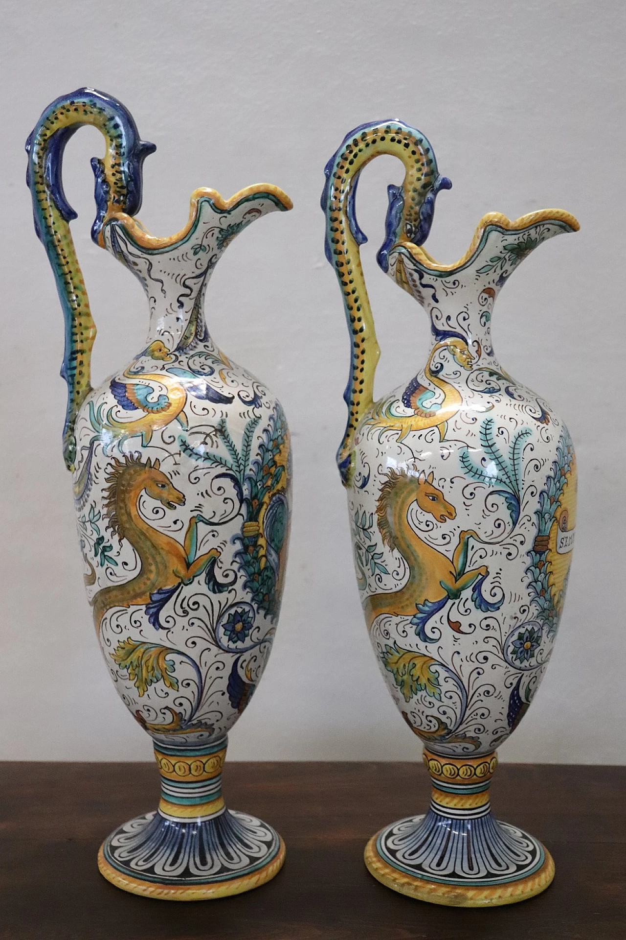 Pair of painted ceramic amphorae by Deruta, early 20th century 11