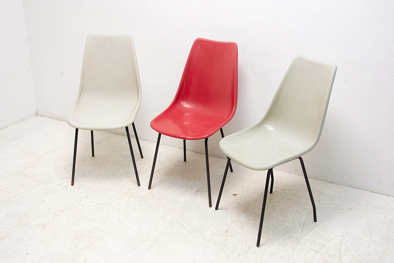 3 Glass fibre chairs by Miroslav Navrátil for Vertex, 1960s 4
