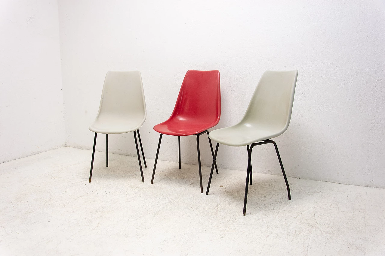 3 Glass fibre chairs by Miroslav Navrátil for Vertex, 1960s 5