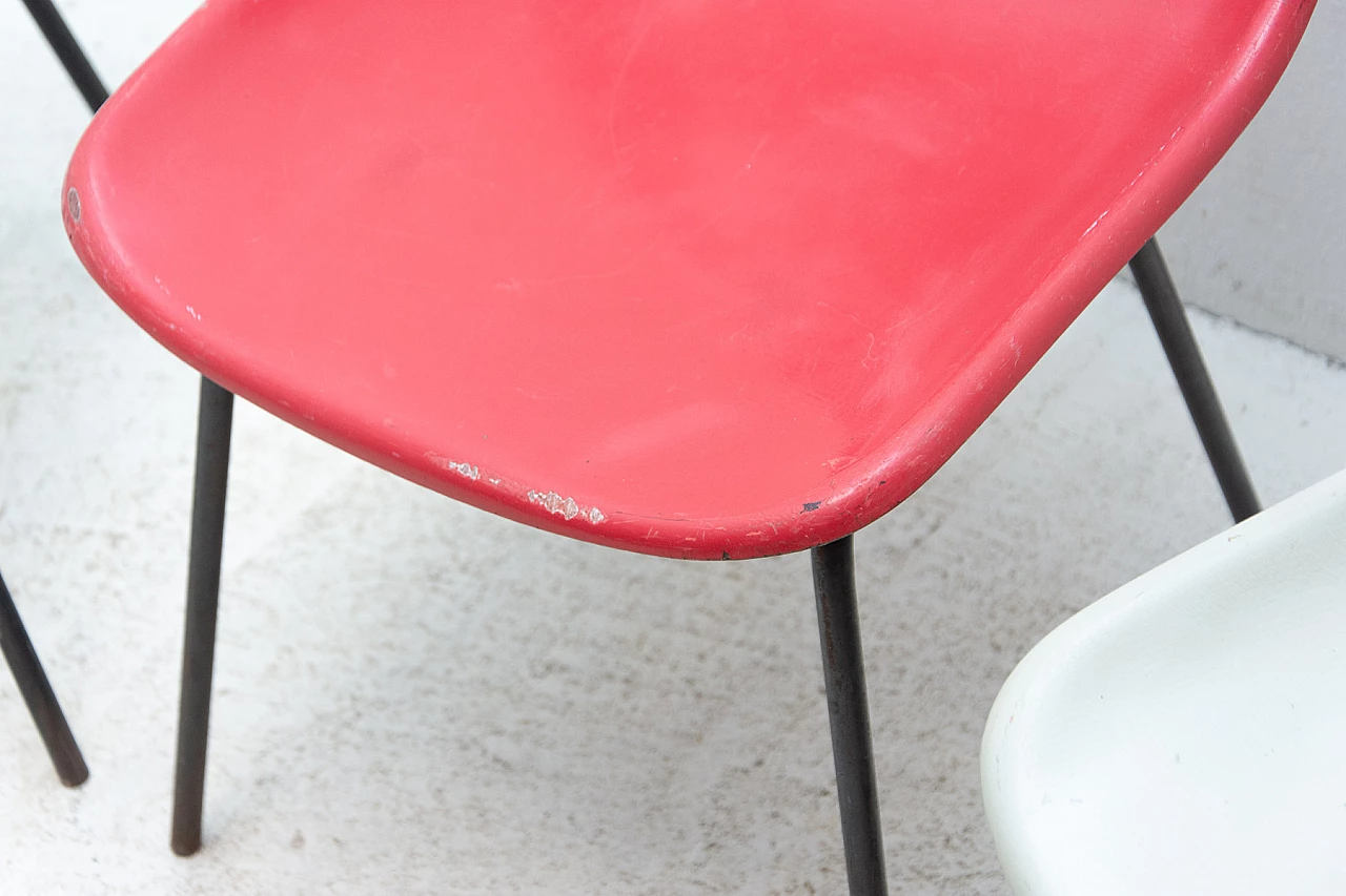 3 Glass fibre chairs by Miroslav Navrátil for Vertex, 1960s 8