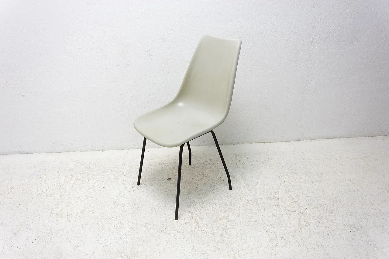 3 Glass fibre chairs by Miroslav Navrátil for Vertex, 1960s 16