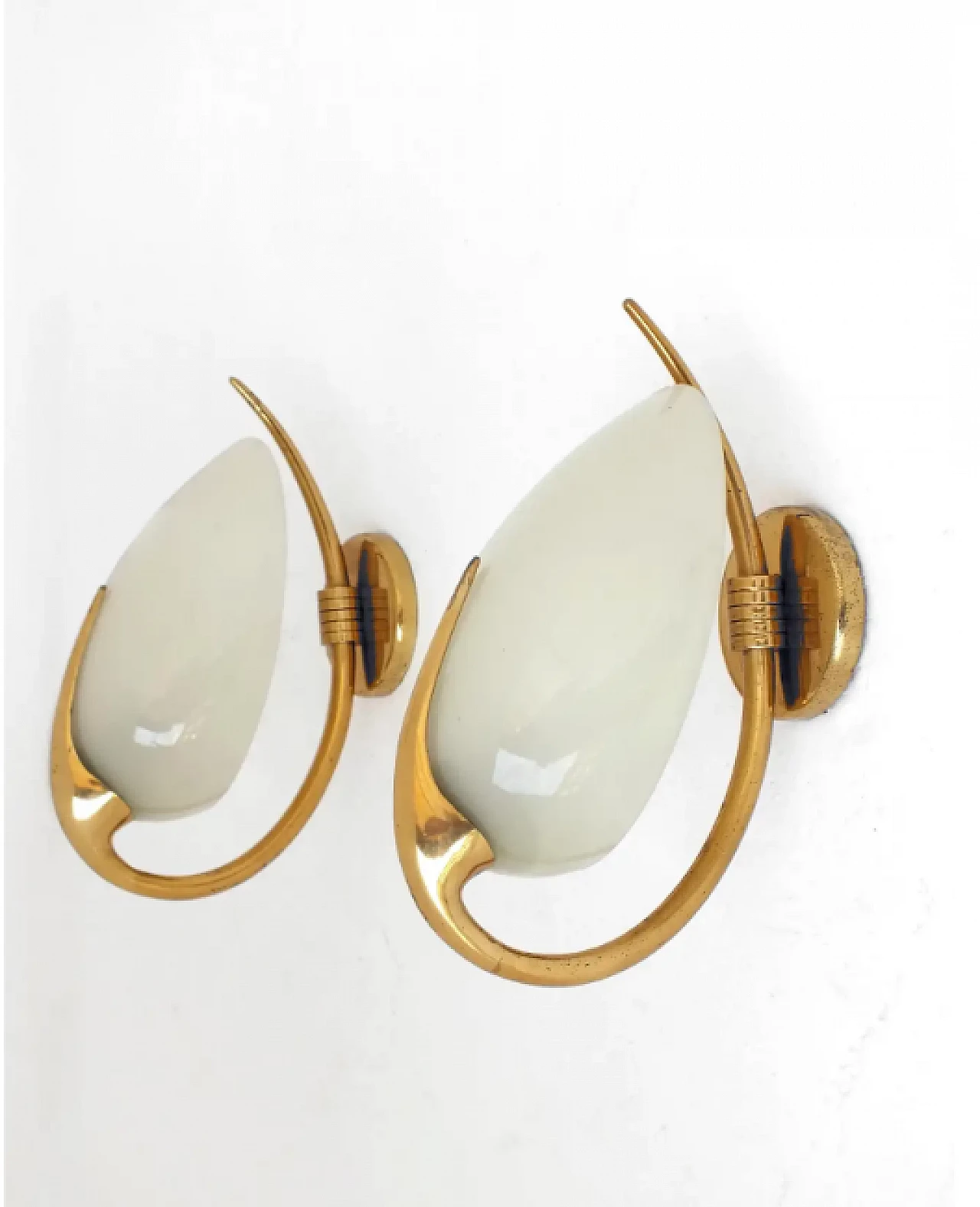 Pair of glass and brass wall lamps by Oscar Torlasco for Lumi Italia, 1950s 2