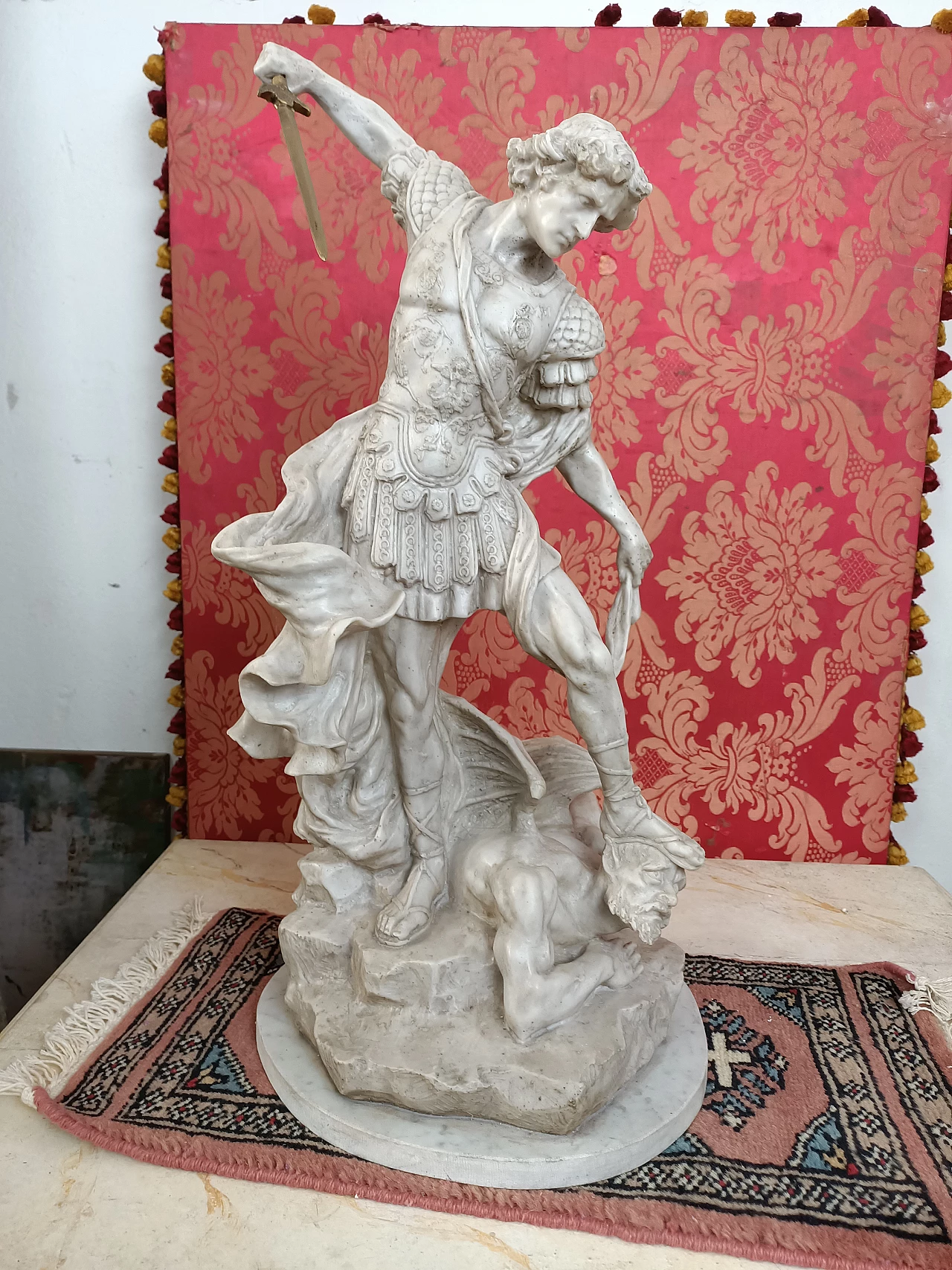 Scultura in polvere di marmo di San Michele Arcangelo, anni '50 1