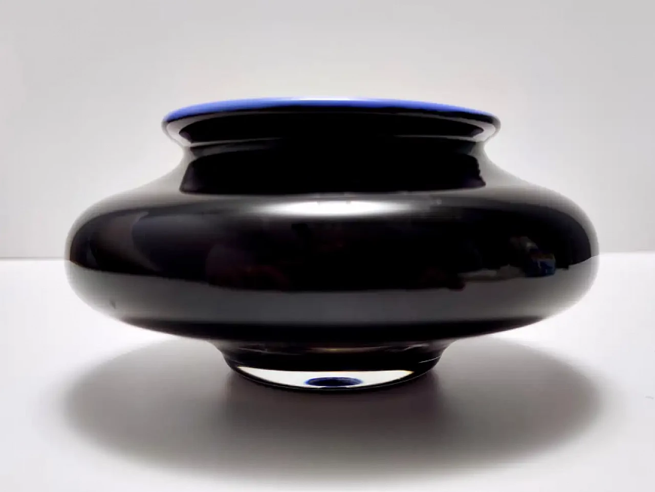 Vase in black and cornflower blue layered glass, 1980s 4