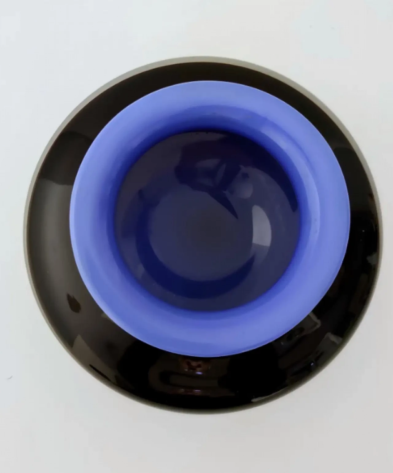 Vase in black and cornflower blue layered glass, 1980s 8