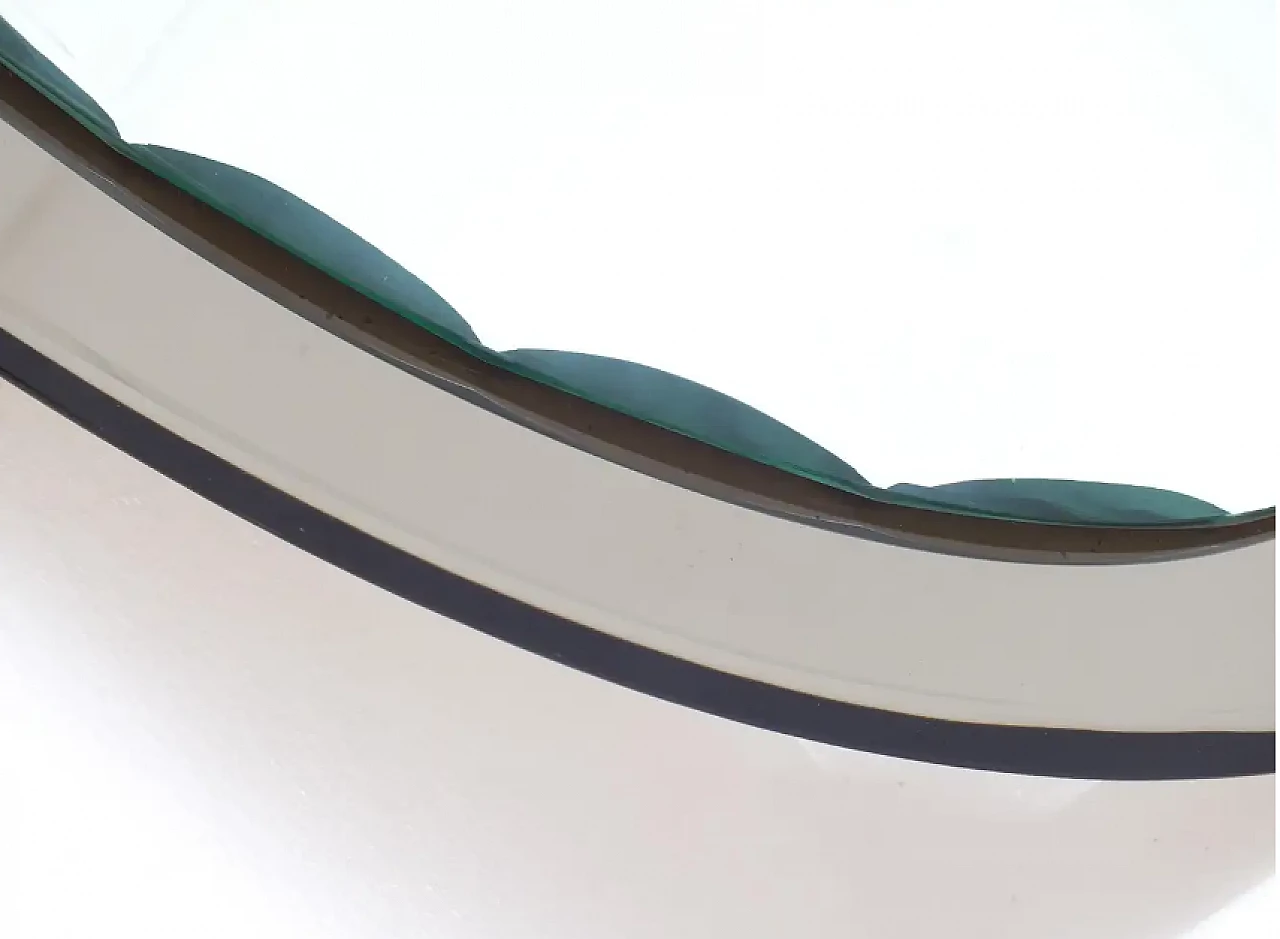 Specchio con bordi seghettati di Fontana Arte, anni '50 5