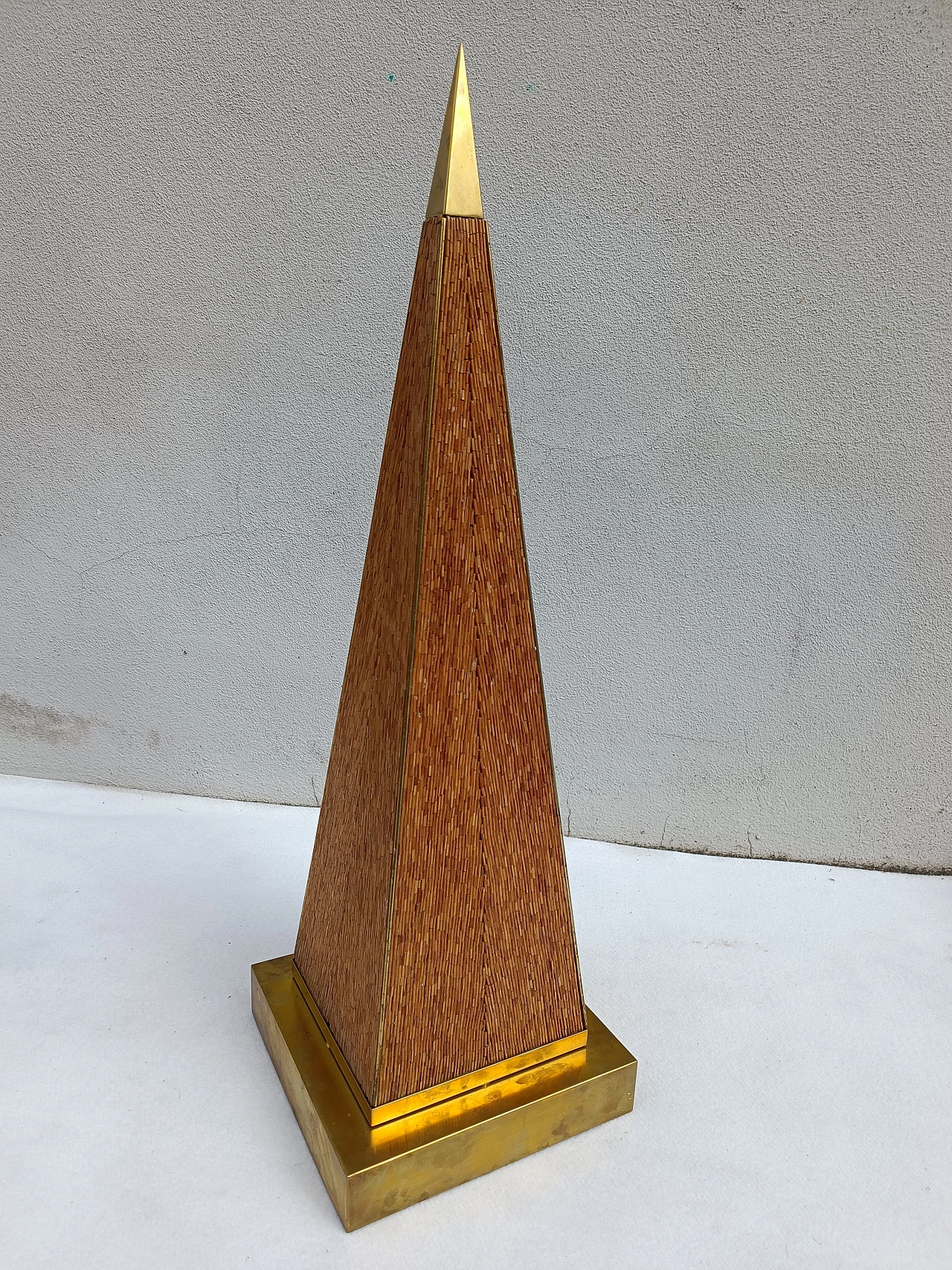 Wicker and gilded metal obelisk by Tarzia Firenze, 1960s 1