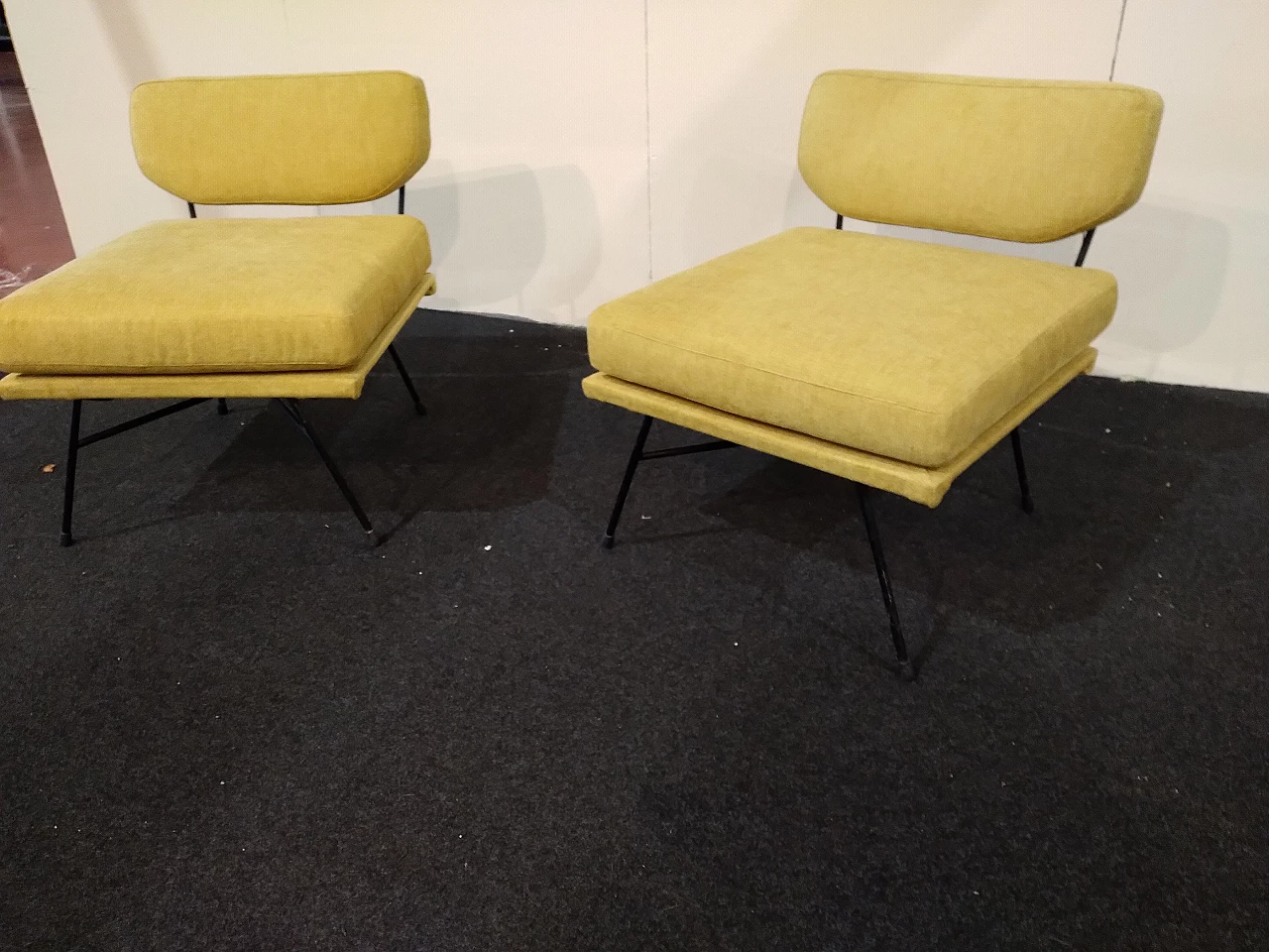 Pair of Elettra armchairs by BBPR for Arflex, 1950s 9