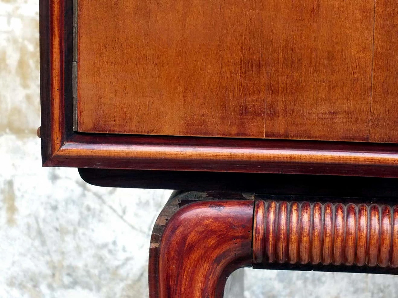 Bar cabinet with mirrored glass interior by Paolo Buffa, 1940s 18