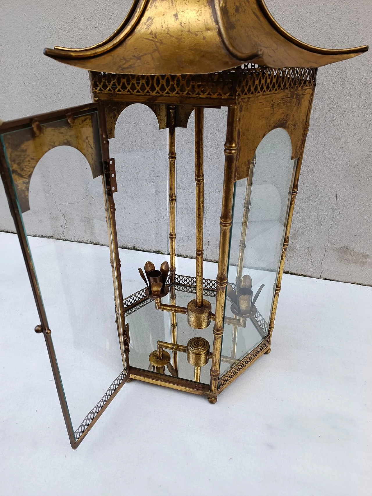 Lanterna francese in metallo dorato, anni '70 2