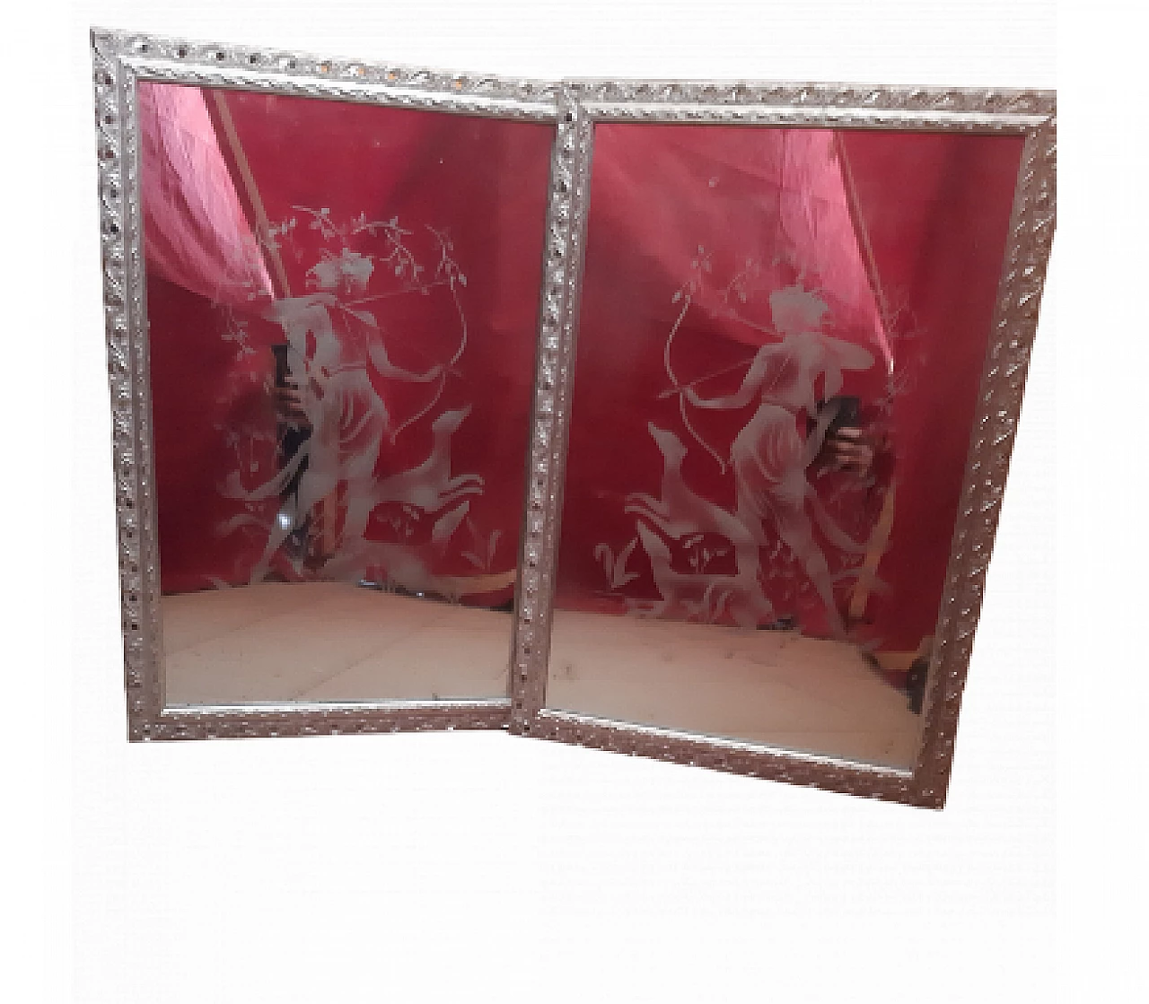 Coppia di specchi con incisione di cacciatrice, anni '30 14