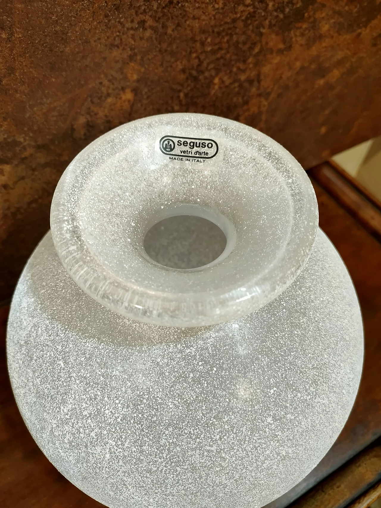 Vaso in vetro Scavo bianco per Seguso, anni '80 3