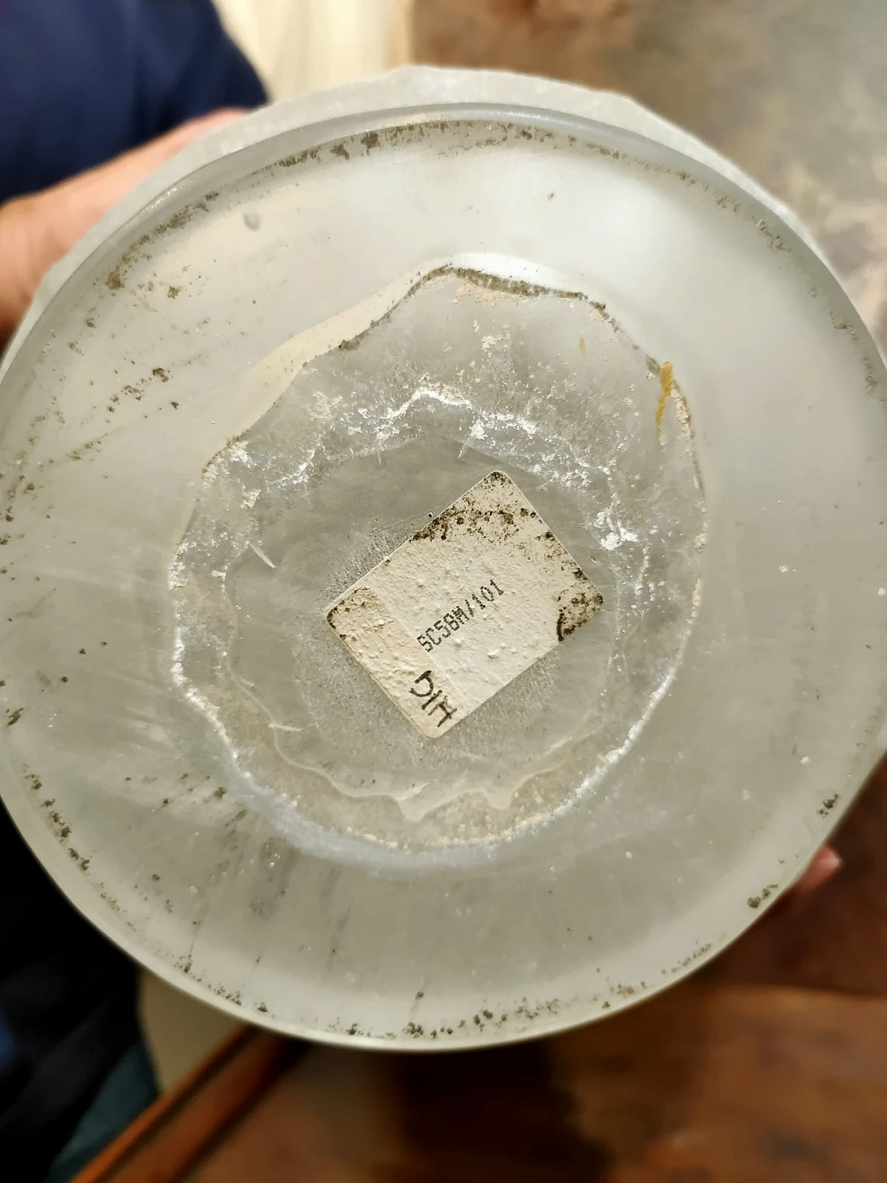 Vaso Scavo in vetro bianco scanalato di Seguso, anni '80 1
