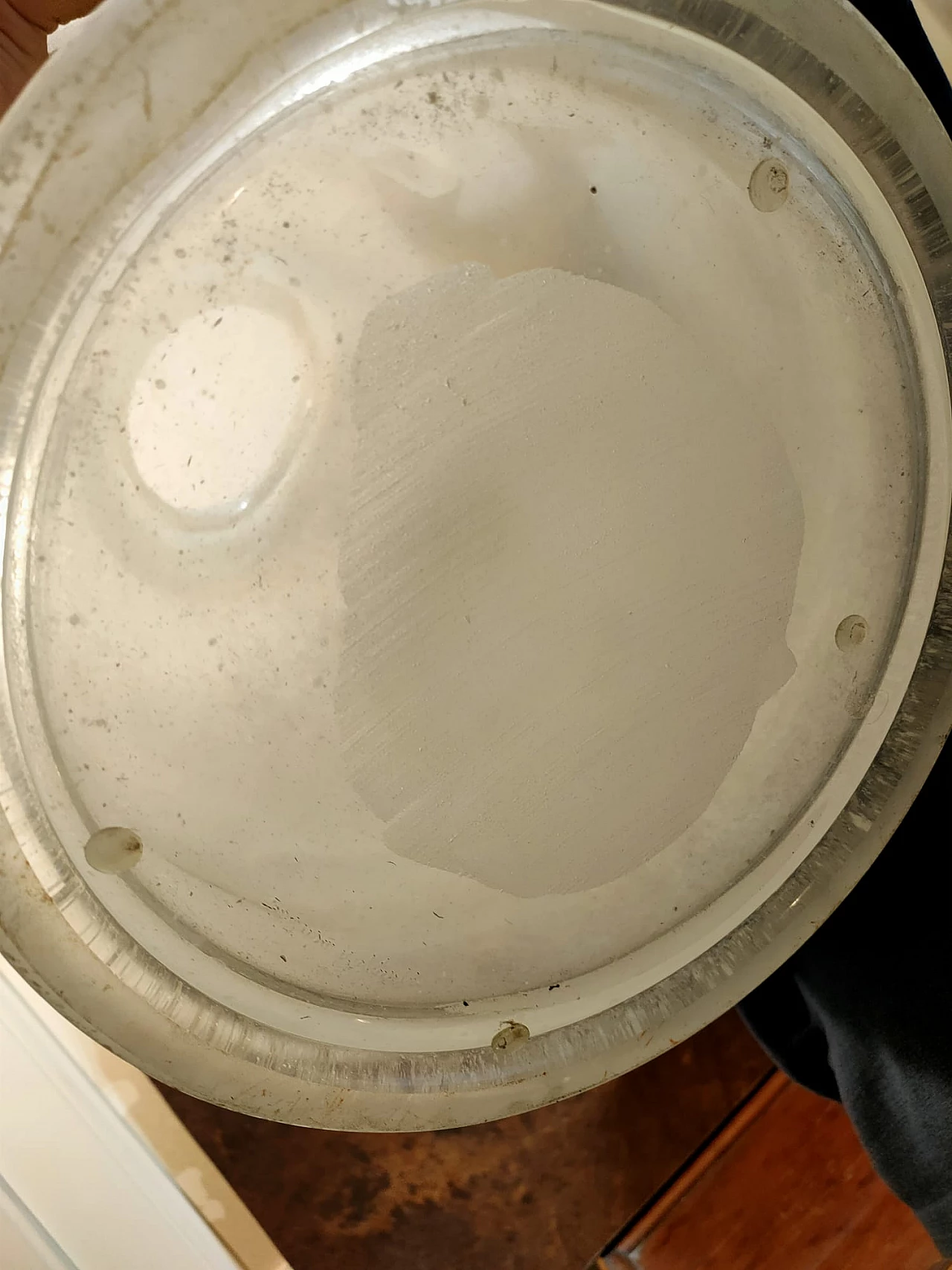 Vaso Scavo con tre anse in vetro bianco di Seguso, anni '80 5