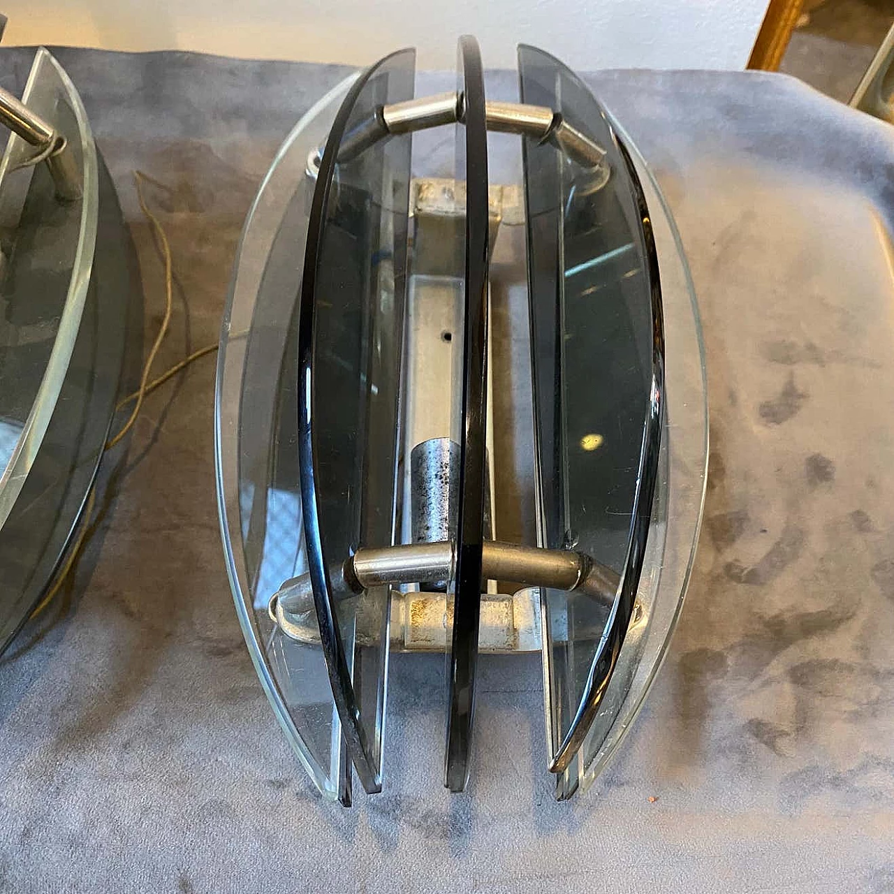 Pair of Space Age wall lights in chrome-plated metal and glass by Veca, 1970s 3