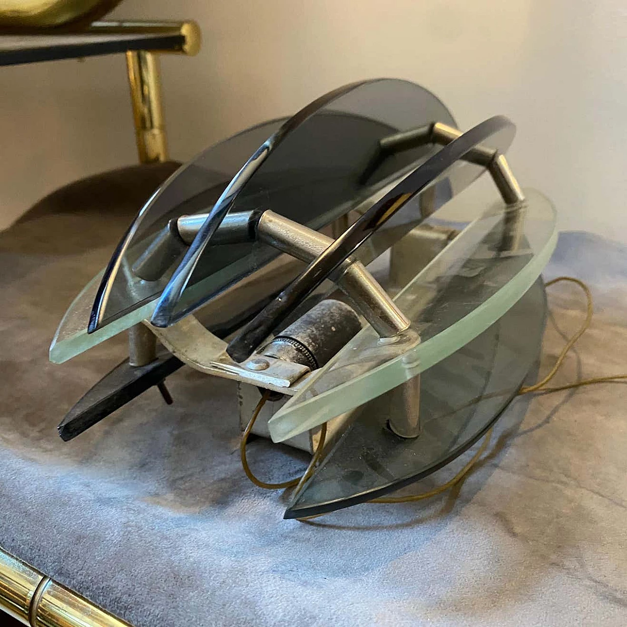 Pair of Space Age wall lights in chrome-plated metal and glass by Veca, 1970s 6