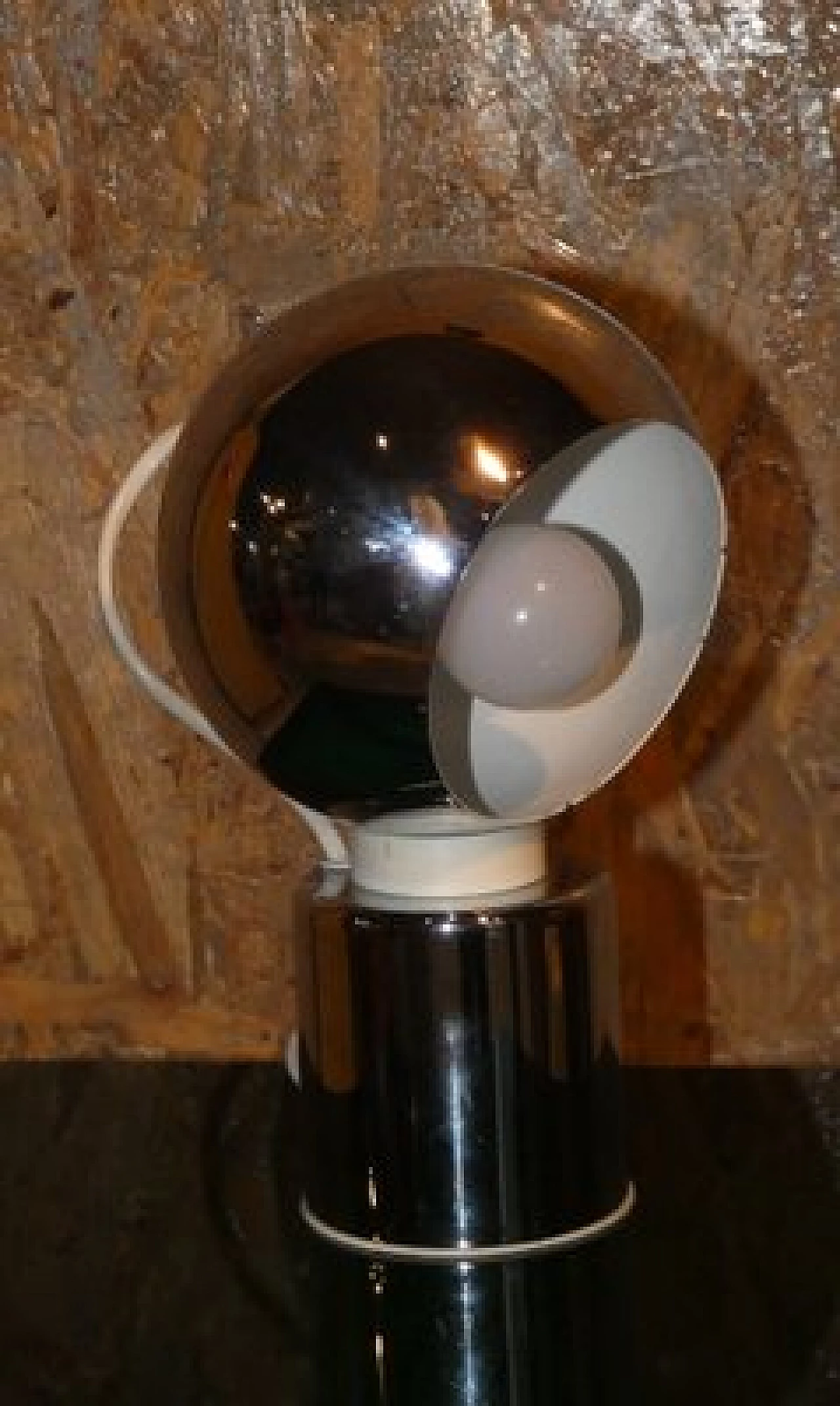 Lampada da tavolo in acciaio cromato di G. Reggiani per Reggiani, anni '70 3