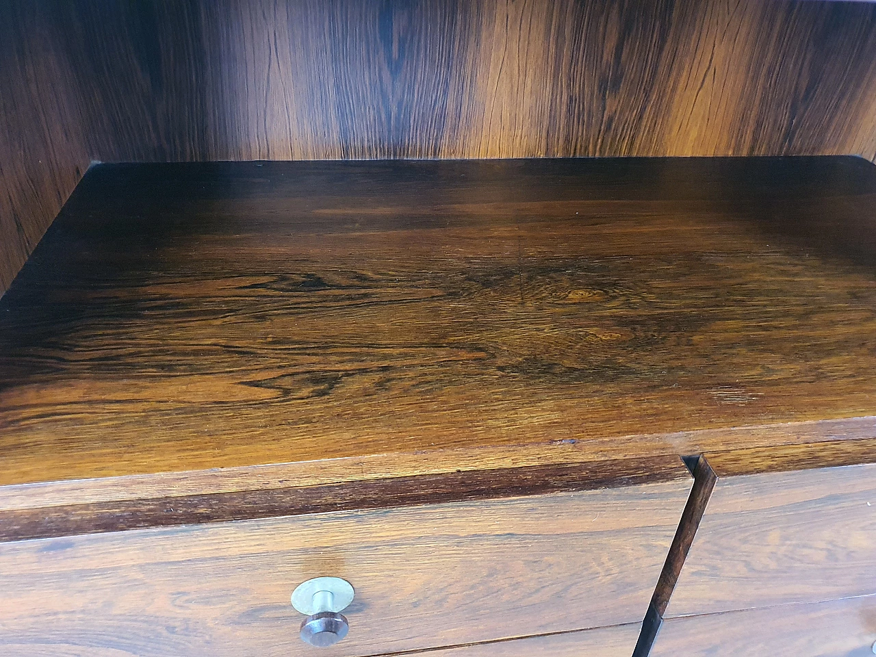 Credenza in palissandro stile scandinavo con ante scorrevoli di IMA Mobili, anni '70 21