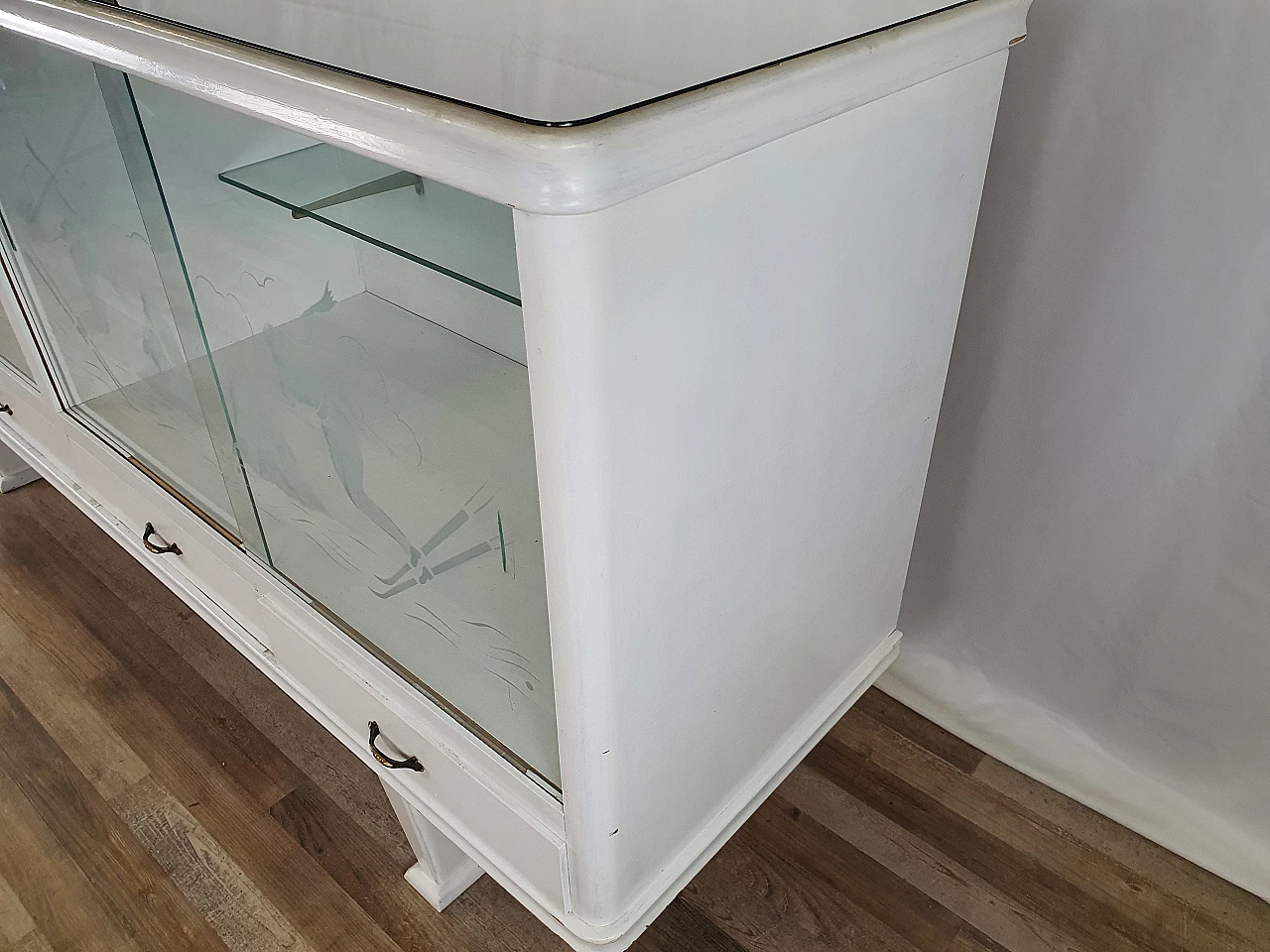 Credenza Shabby Chic in legno laccato bianco con piano specchiato, anni '20 3