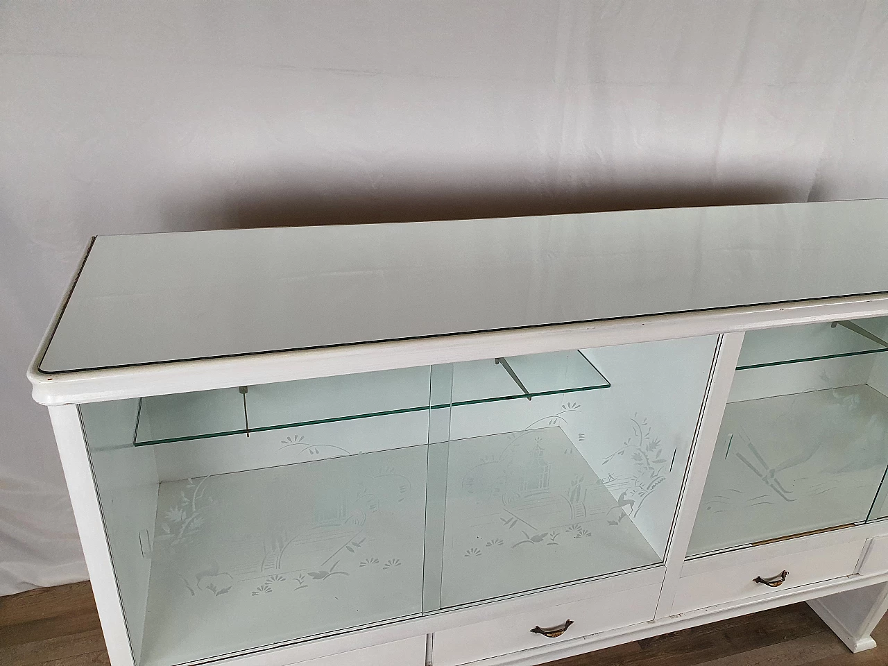 Credenza Shabby Chic in legno laccato bianco con piano specchiato, anni '20 5