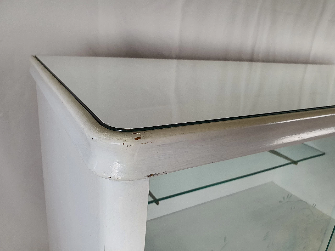 Credenza Shabby Chic in legno laccato bianco con piano specchiato, anni '20 7