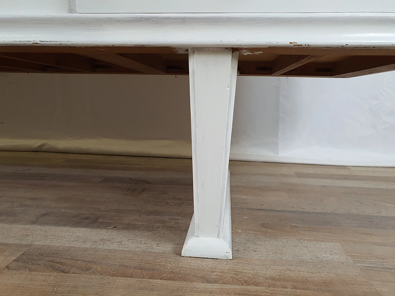 Credenza Shabby Chic in legno laccato bianco con piano specchiato, anni '20 33