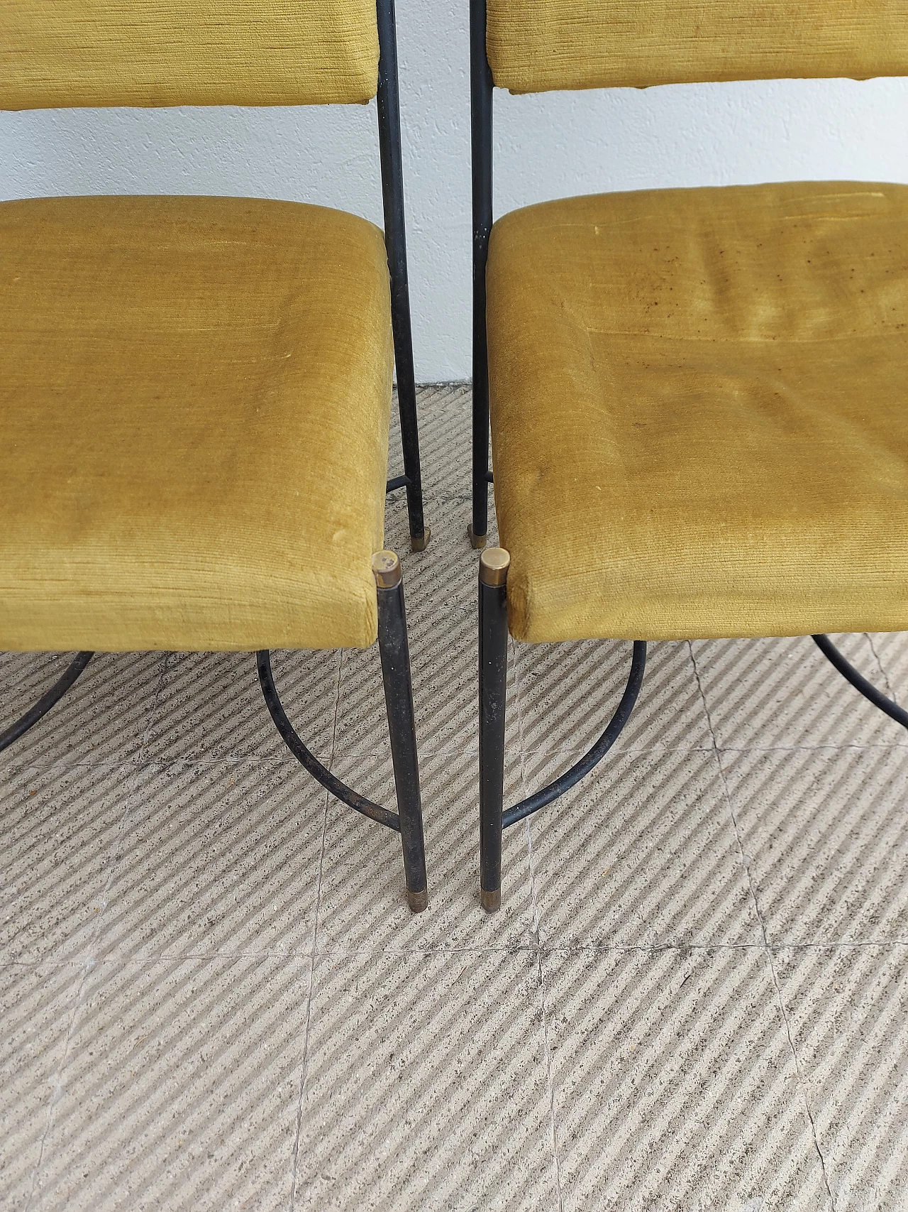 4 Iron, brass and velvet chairs attributed to Luigi Caccia Dominioni, 1950s 3