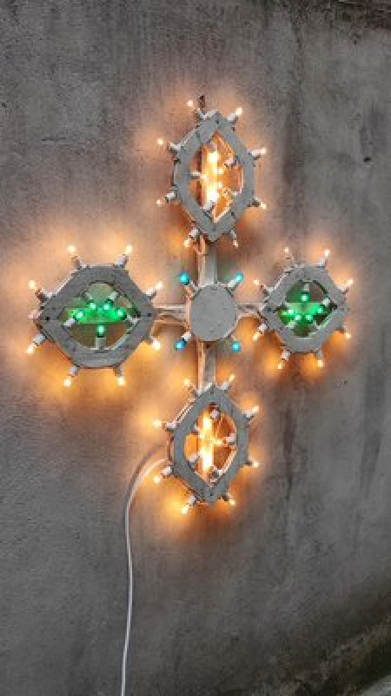 Insegna luminosa a croce, anni '70 3