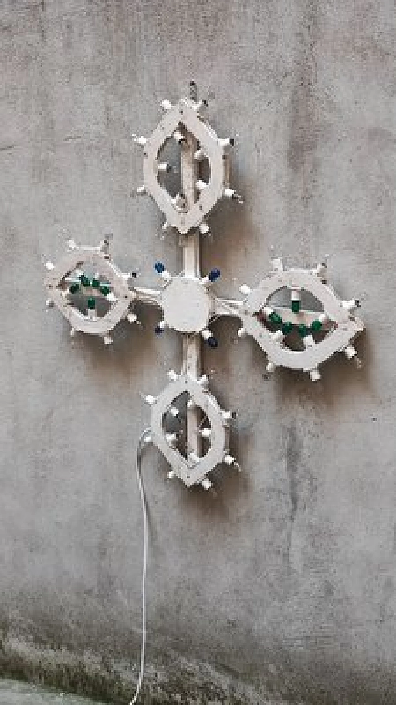 Insegna luminosa a croce, anni '70 4