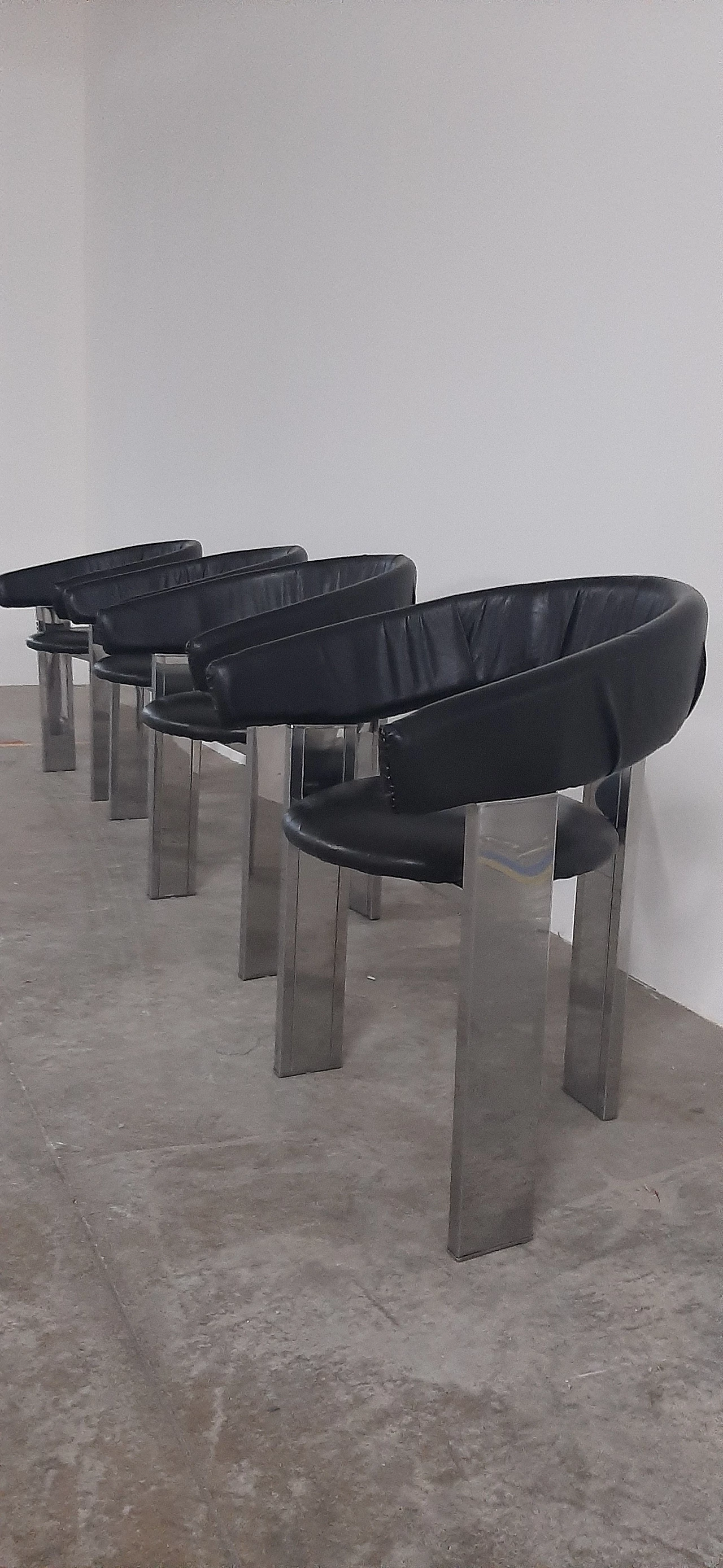 4 Steel and black leather armchairs in the style of Eckart Muthesius, 1990s 4