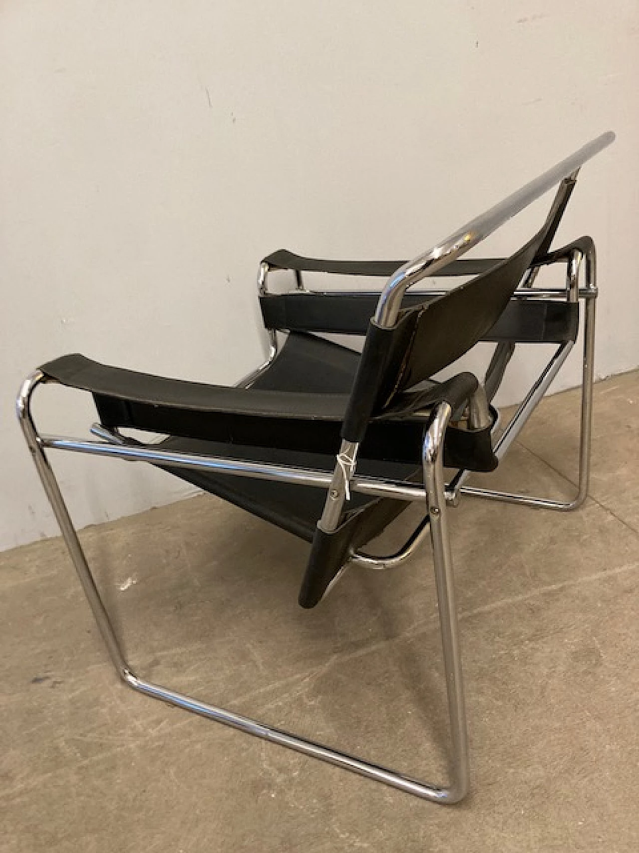 Poltrona in pelle e metallo nello stile di Marcel Breuer, anni '70 10