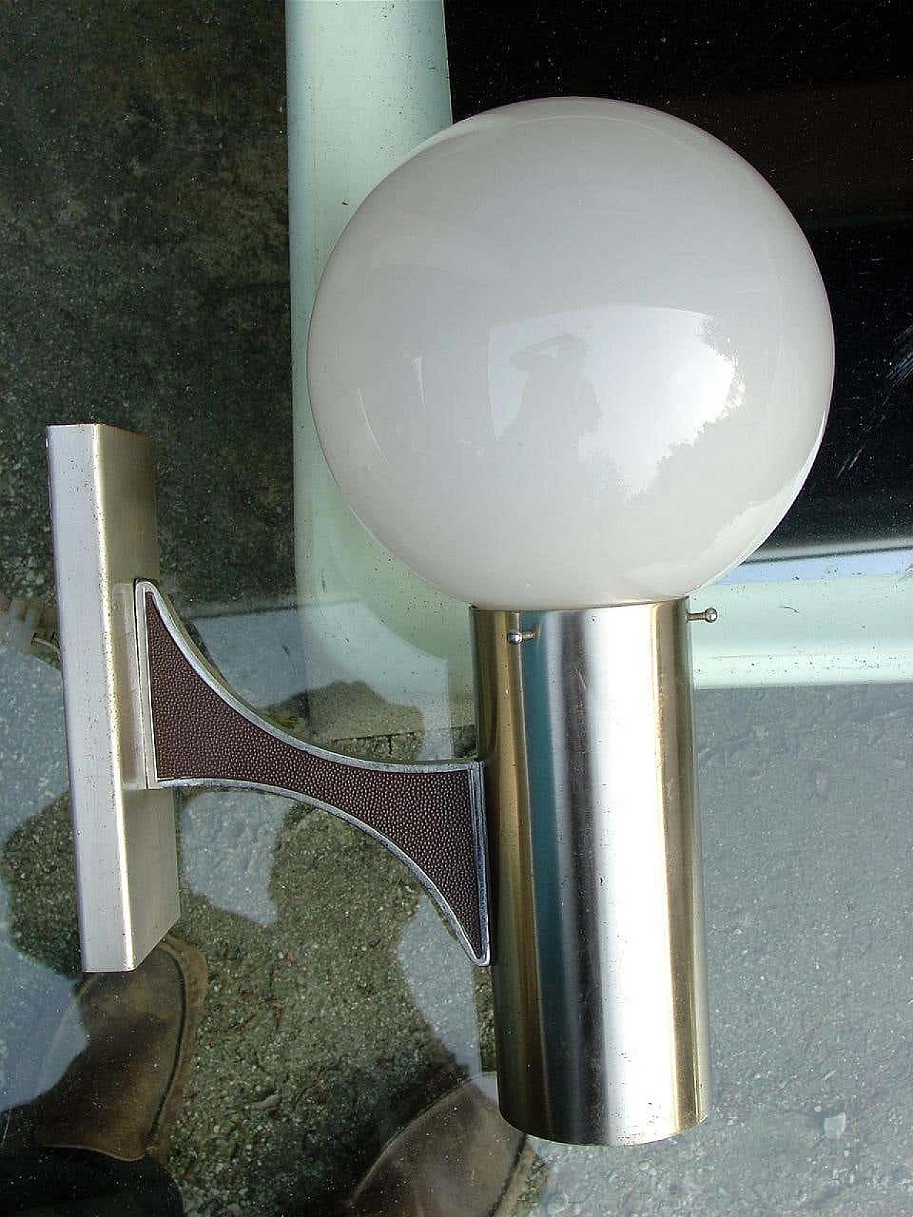 Wall lamp with metal frame and spherical diffuser for Sciolari, 1970s 2