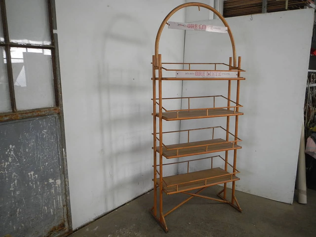 Bakery display stand made of bamboo and faesite, 1970s 1